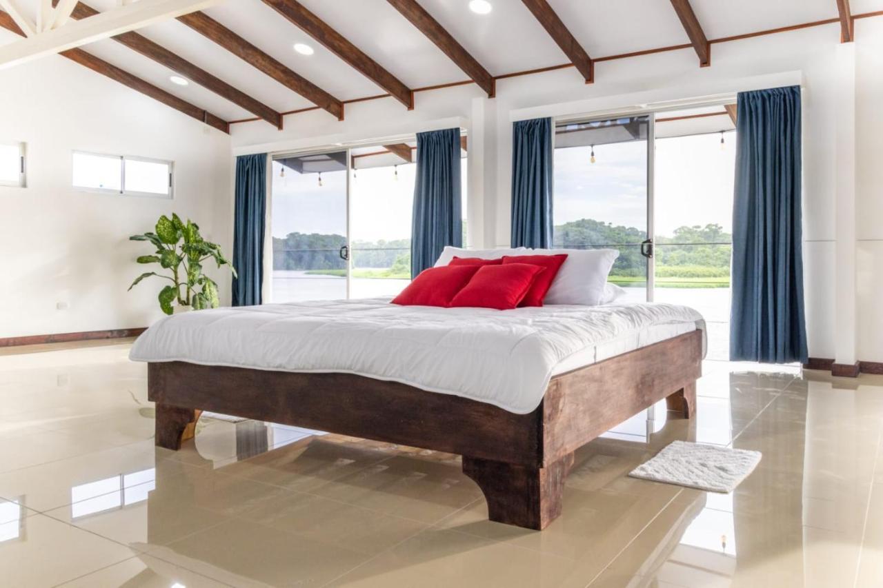 The Babylon Suite Tortuguero Exteriör bild