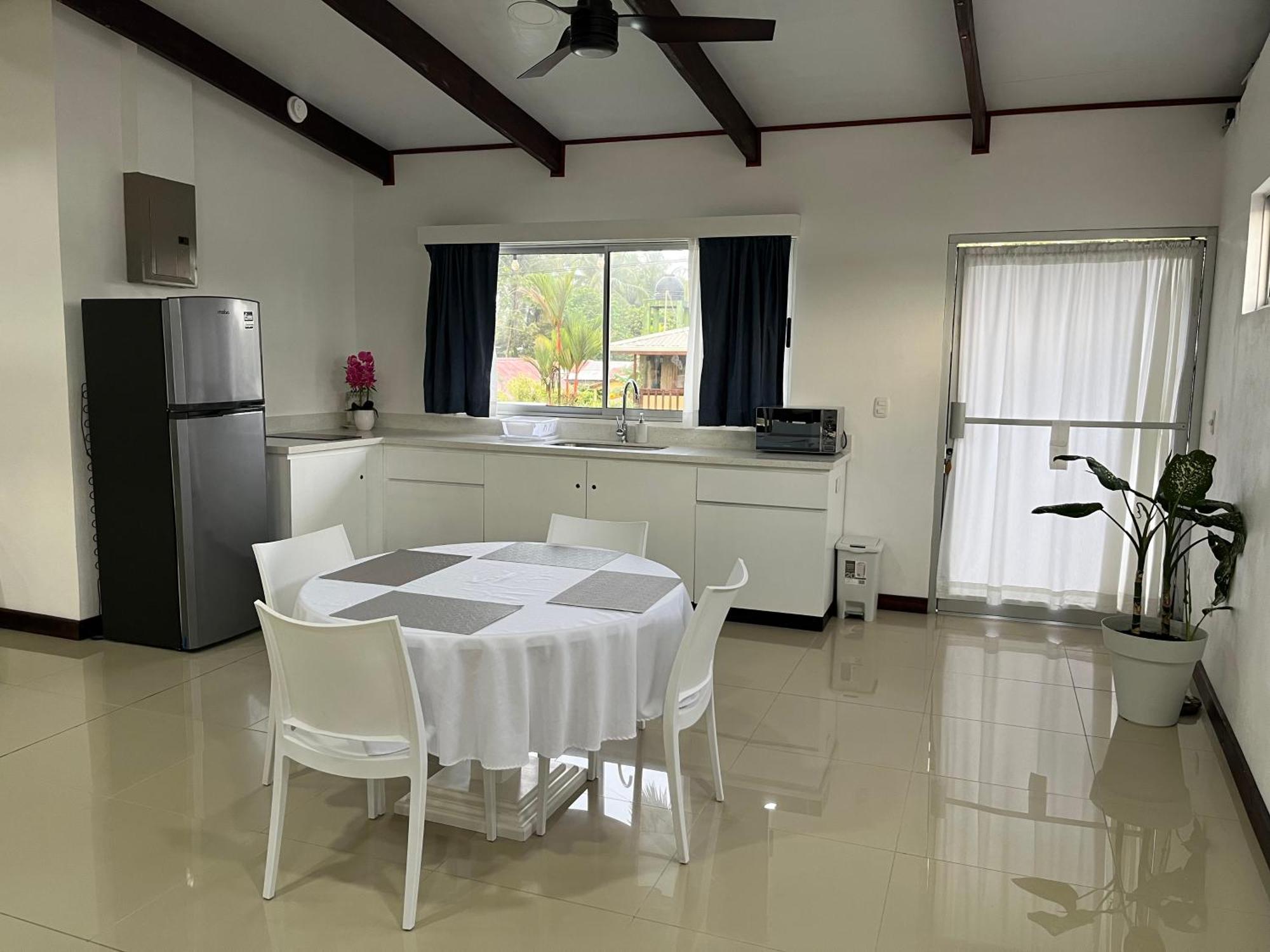 The Babylon Suite Tortuguero Exteriör bild